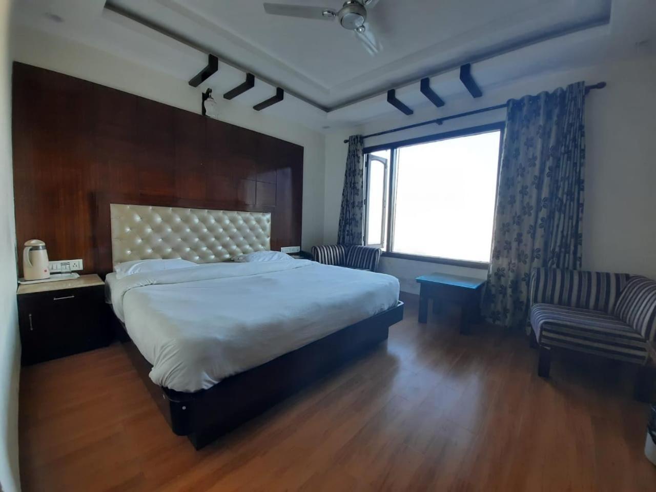 Basera Hotel Mussoorie Eksteriør bilde
