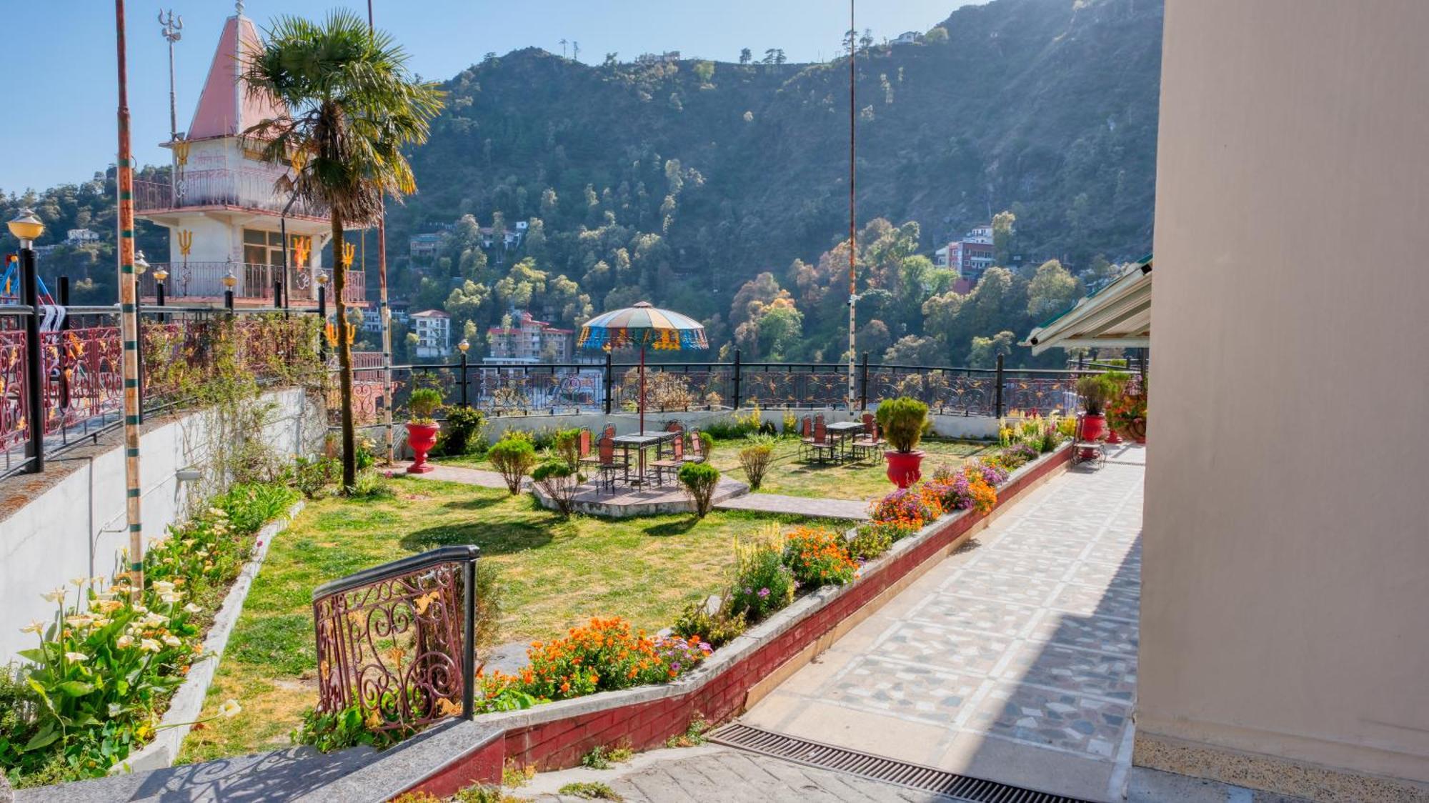 Basera Hotel Mussoorie Eksteriør bilde