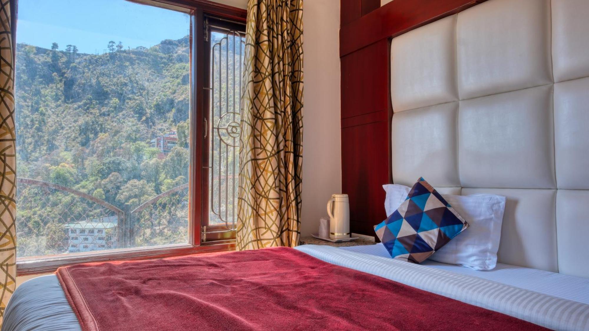 Basera Hotel Mussoorie Eksteriør bilde